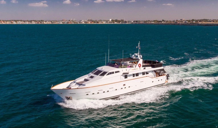 97 Azimut 