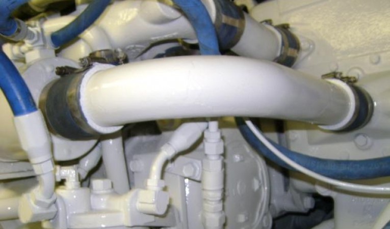 43 Bertram Main Engine