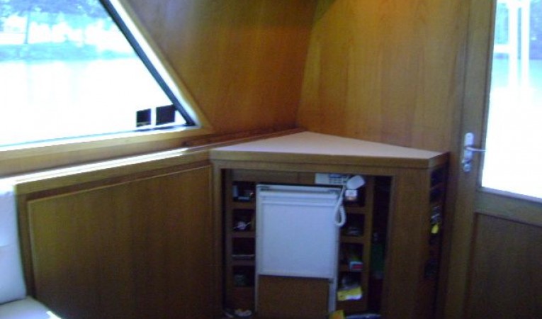 43 Bertram Facing Aft