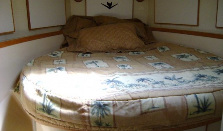 43 Bertram Forward Berth