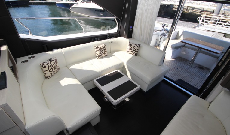 50 Azimut Salon 5