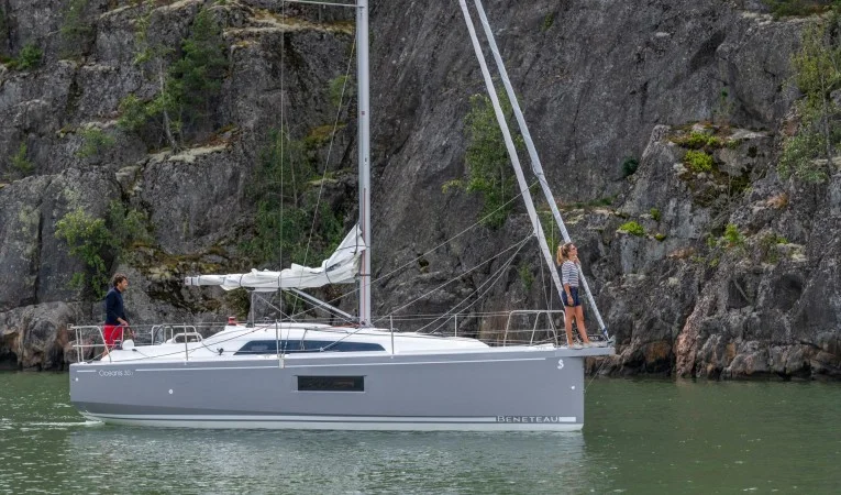 30 Beneteau 