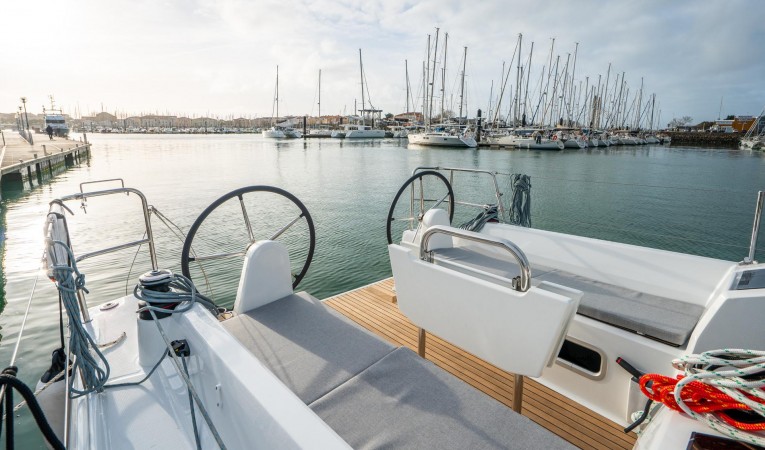 30 Beneteau 