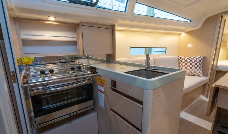 30 Beneteau 