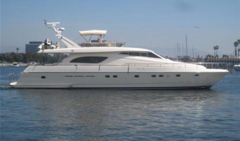 72 Ferretti Yachts 