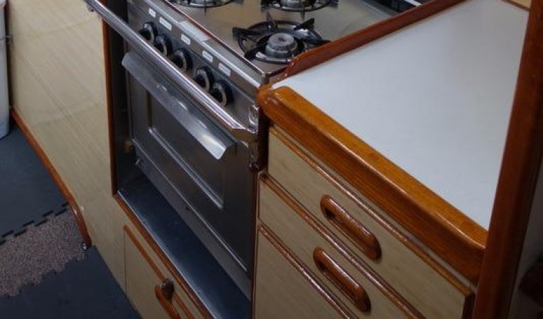 44 McGuire Galley Counter & Appliances