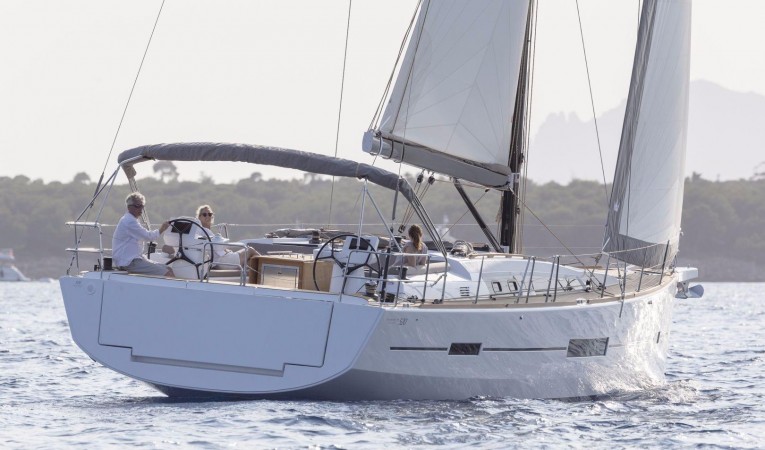 52 Dufour 