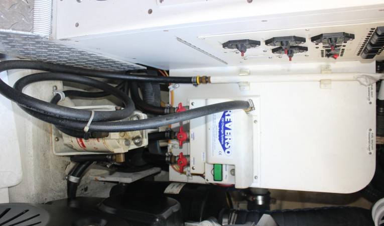 40 Marquis Engine Oil Changer