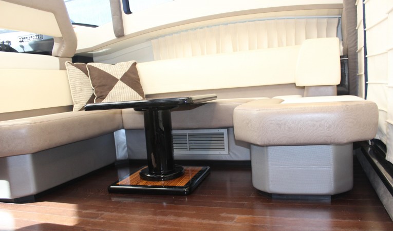 40 Marquis Open Salon Seating