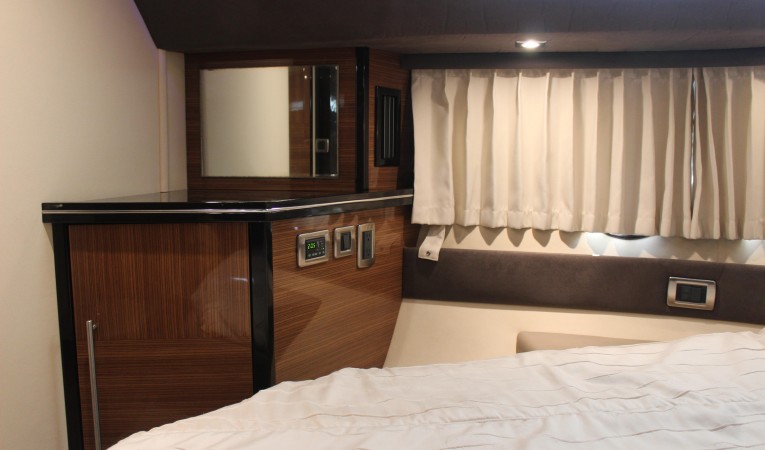40 Marquis Master Stateroom