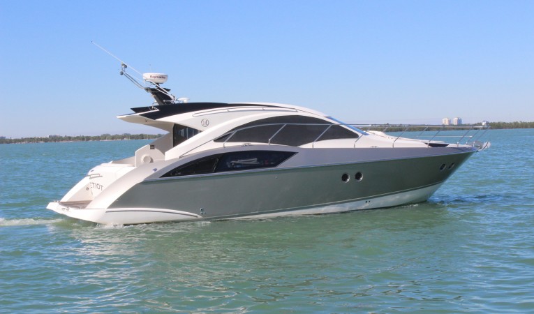 40 Marquis Starboard Profile