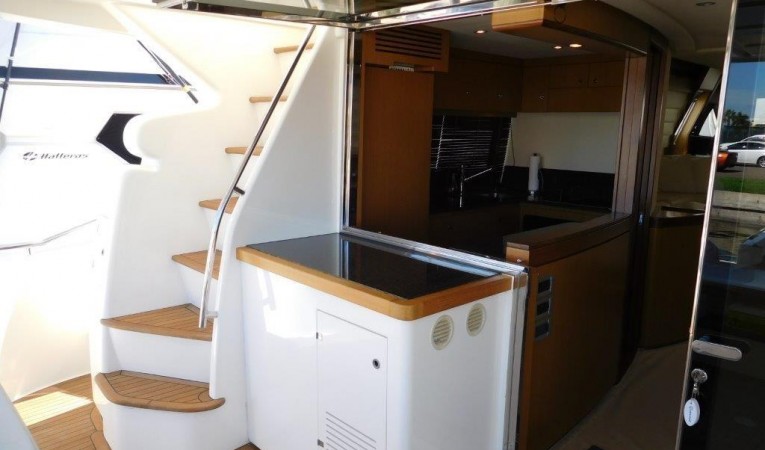 63 Ferretti Yachts Galley/Aft Deck - Open