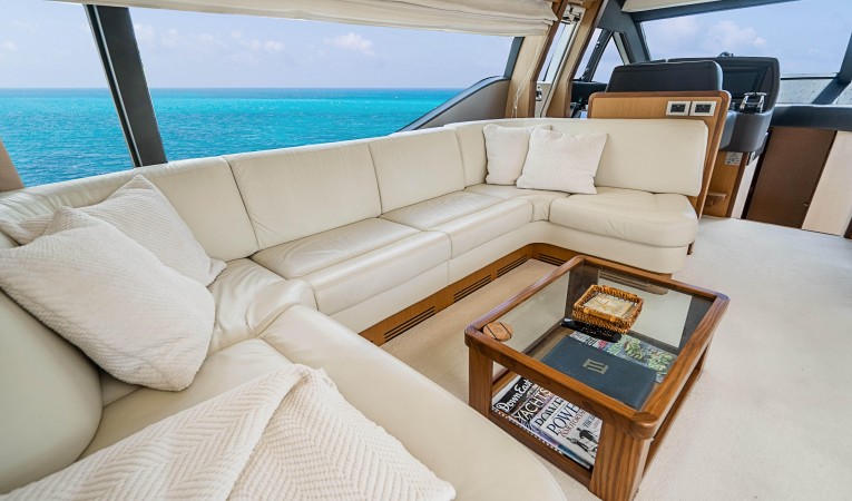 63 Ferretti Yachts 