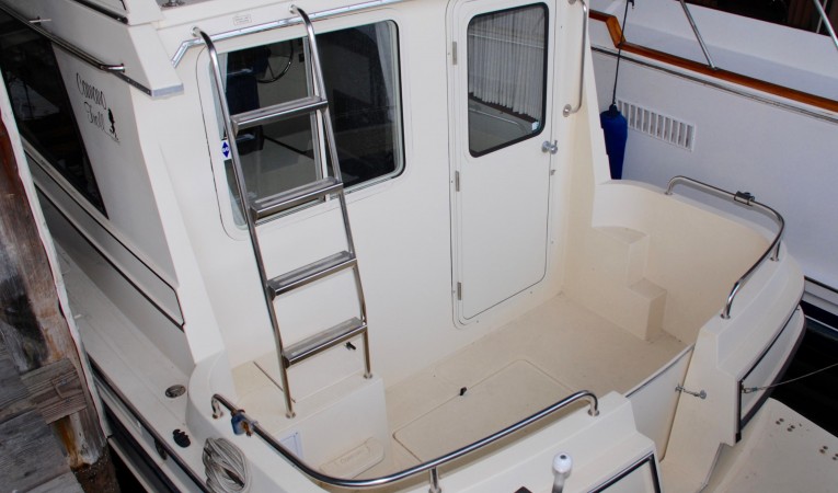 31 Camano Aft Cockpit