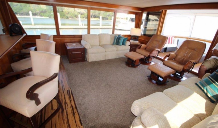 66 Pacemaker Salon Port