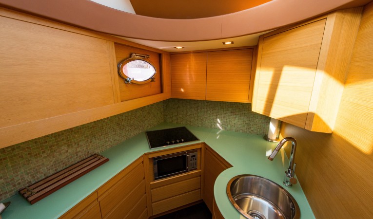 64 Pershing Galley