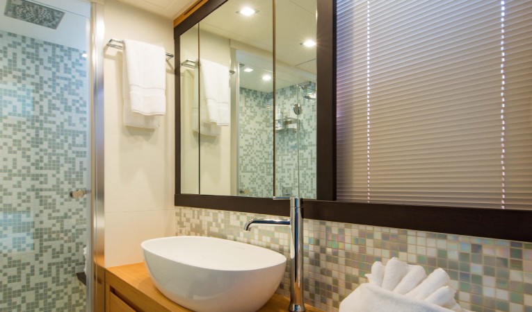 64 Pershing Master Head