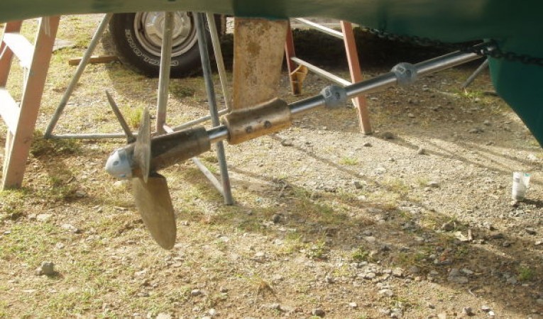 42 Pearson Feathering MAX-Prop