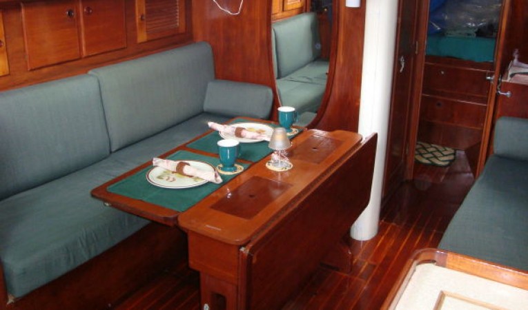 42 Pearson Saloon - To Port