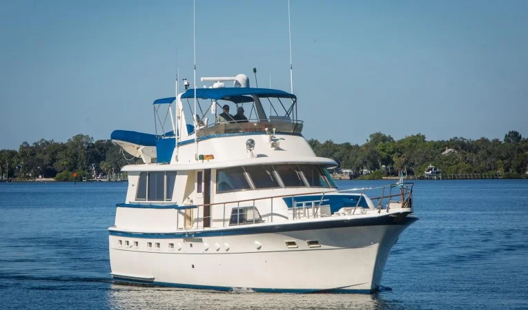 53 Hatteras 