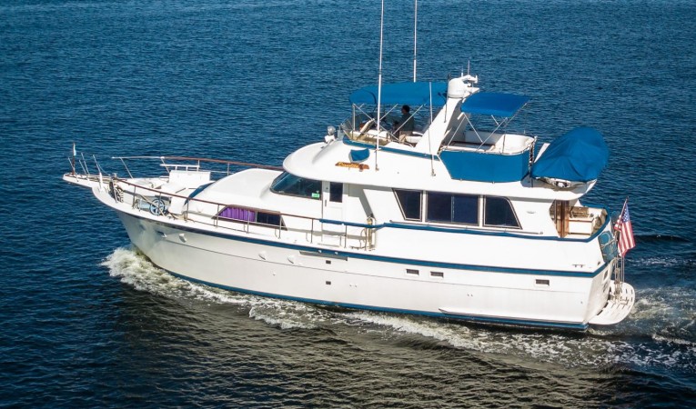 53 Hatteras 