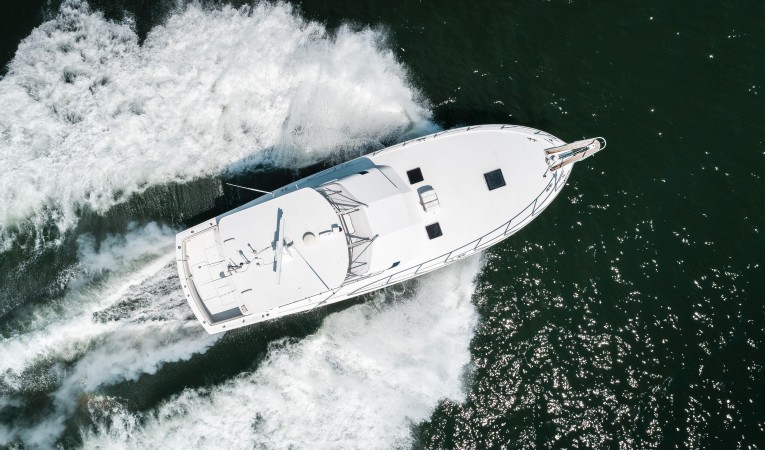 52 Hatteras Overhead