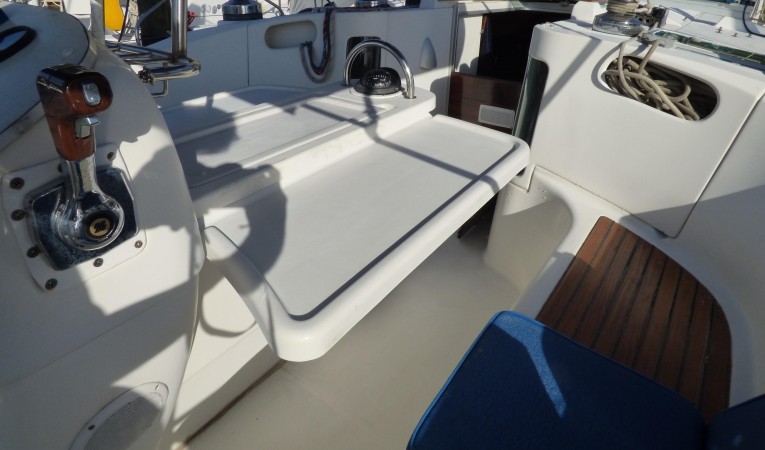 44 Beneteau 