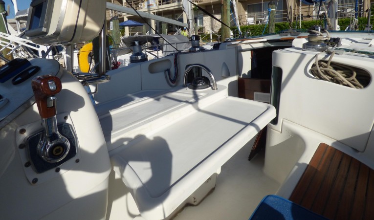 44 Beneteau 
