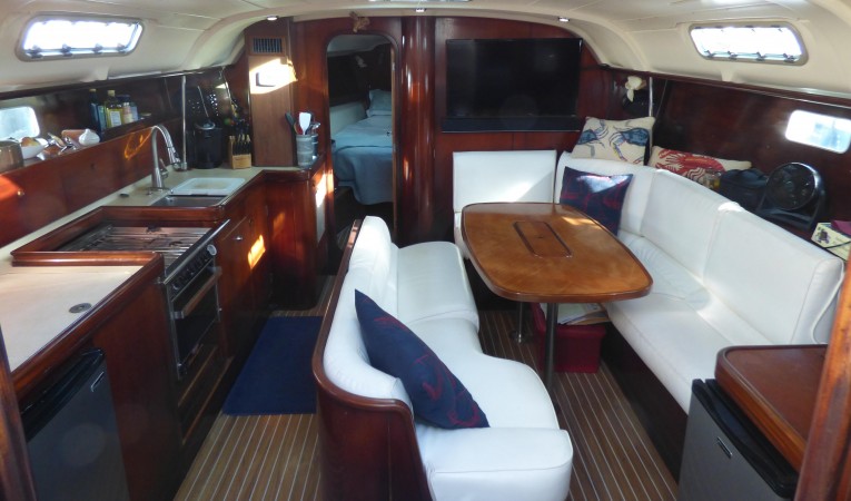 44 Beneteau 