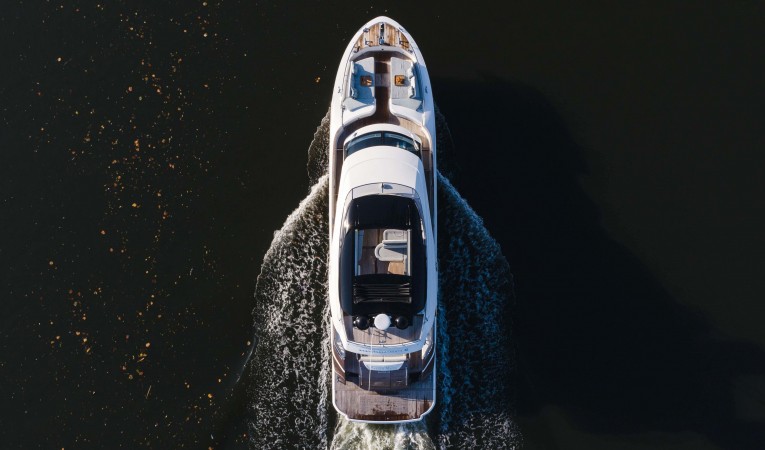 65 Monte Carlo Yachts 