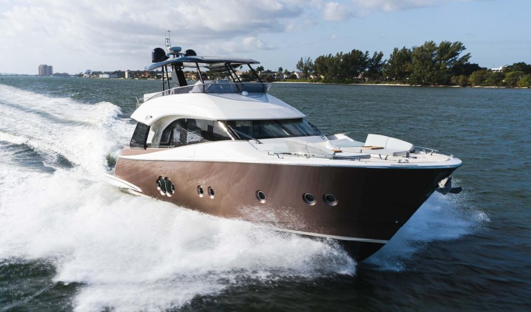 65 Monte Carlo Yachts 