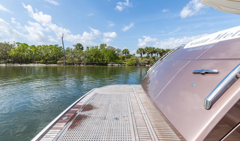 65 Monte Carlo Yachts 