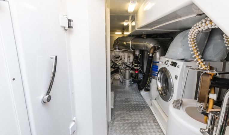 65 Monte Carlo Yachts 