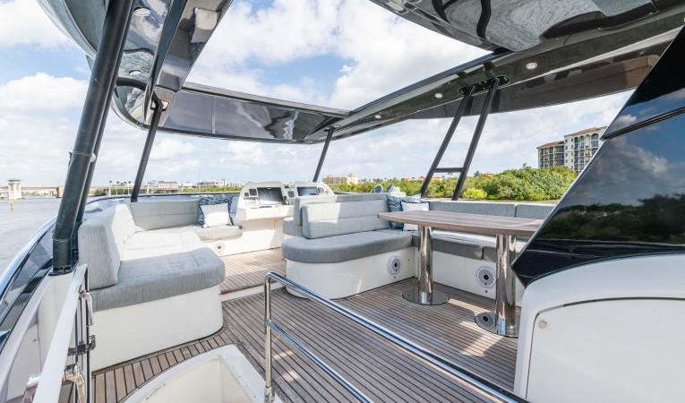 65 Monte Carlo Yachts 