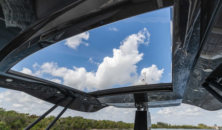 65 Monte Carlo Yachts 