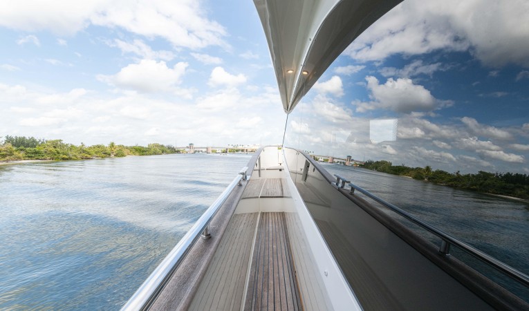 65 Monte Carlo Yachts 