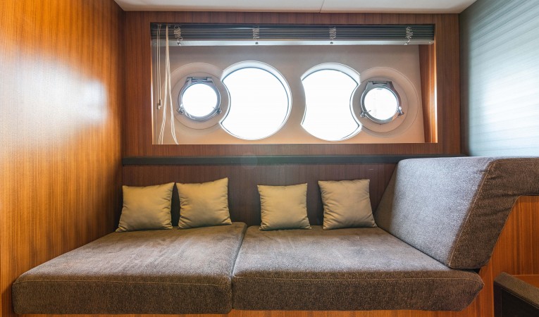 65 Monte Carlo Yachts 