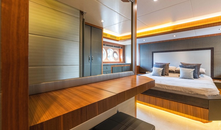 65 Monte Carlo Yachts 