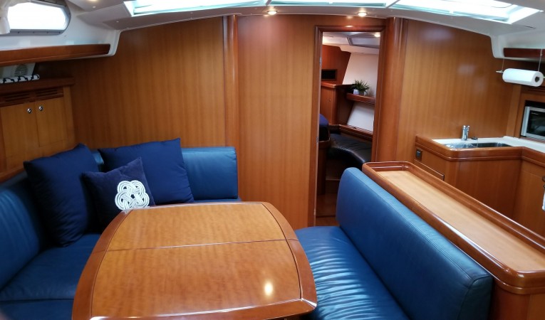 52 Beneteau 