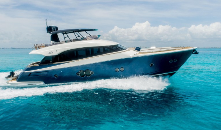 76 Monte Carlo Yachts 