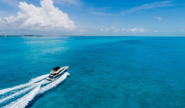 76 Monte Carlo Yachts 