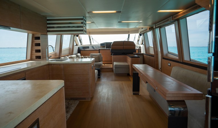 76 Monte Carlo Yachts 