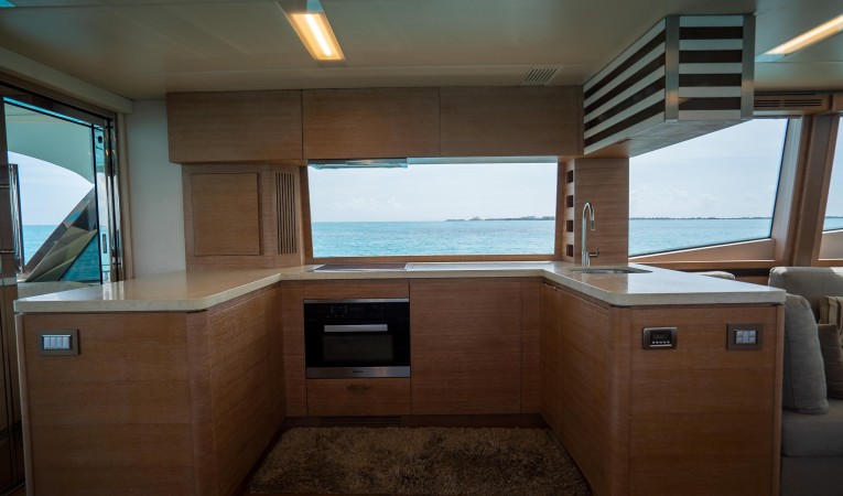 76 Monte Carlo Yachts 