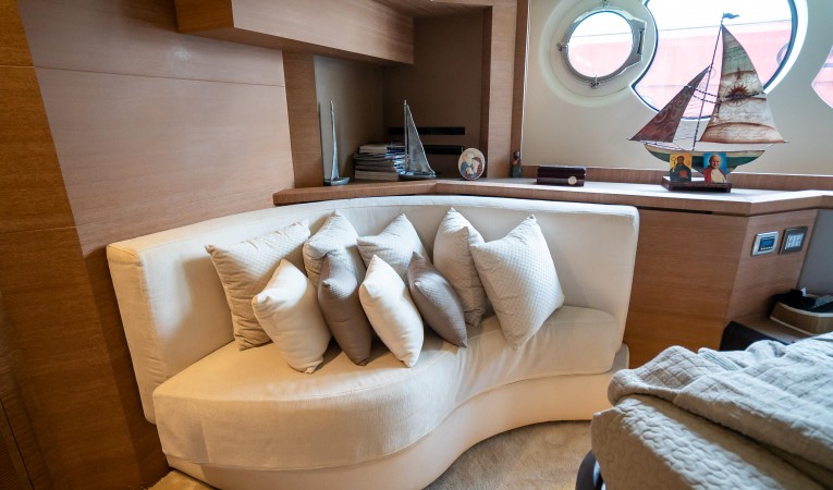 76 Monte Carlo Yachts 