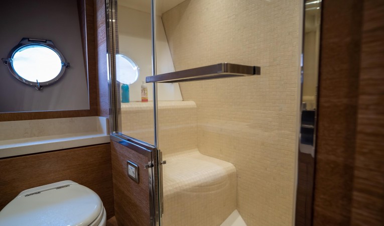 76 Monte Carlo Yachts 