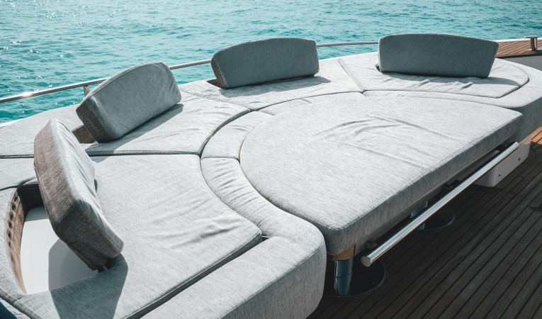 76 Monte Carlo Yachts 