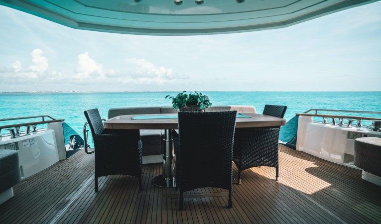 76 Monte Carlo Yachts 