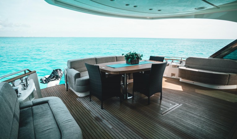 76 Monte Carlo Yachts 