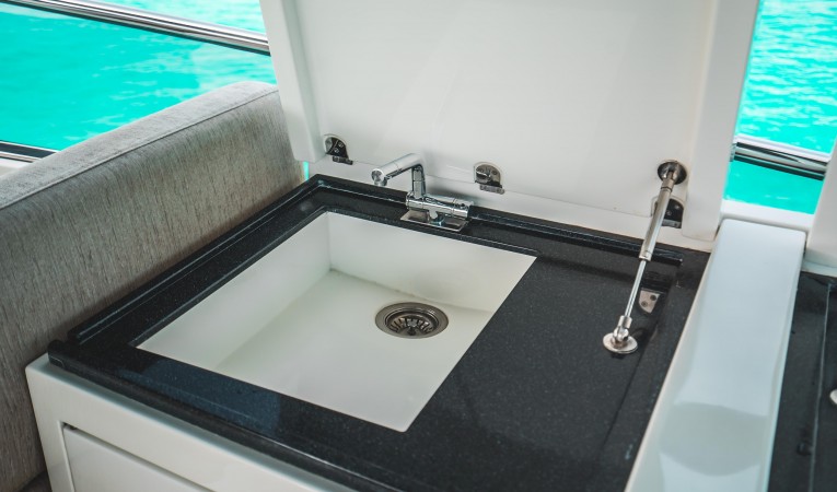 76 Monte Carlo Yachts 