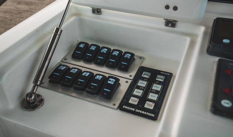 76 Monte Carlo Yachts 